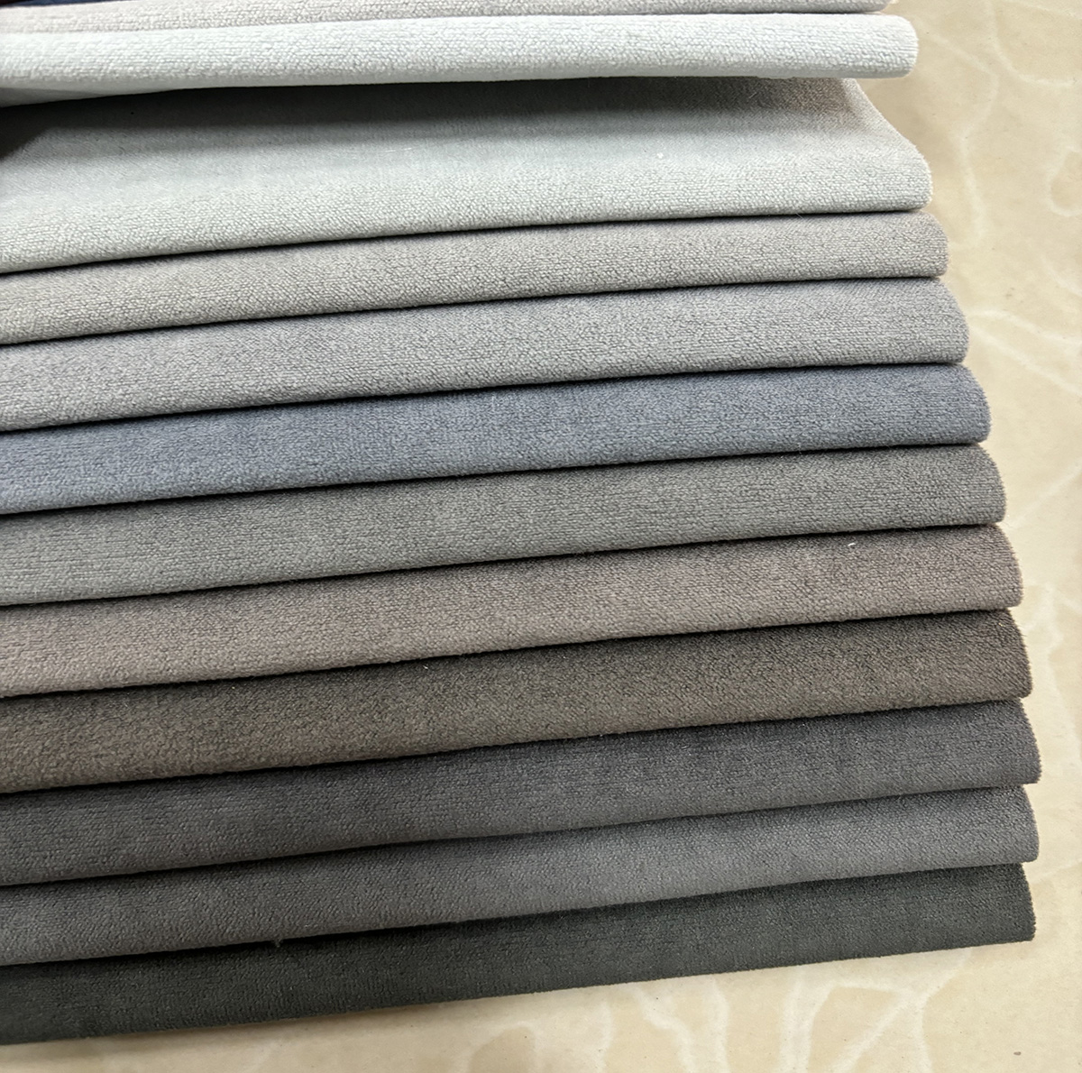 麂皮绒DESIGN  成分:100% polyester 克重:300gsm 门幅:58”