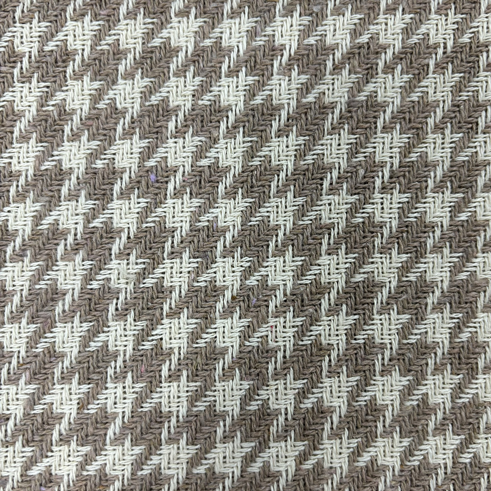 真麻布  成分:涤+麻  克重:280gsm 门幅:58”